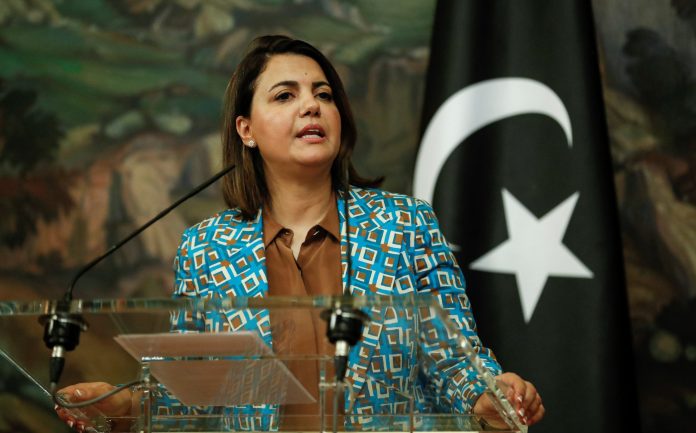 Libye: Le ministre libyen des Affaires étrangères suspendu et fuit le pays