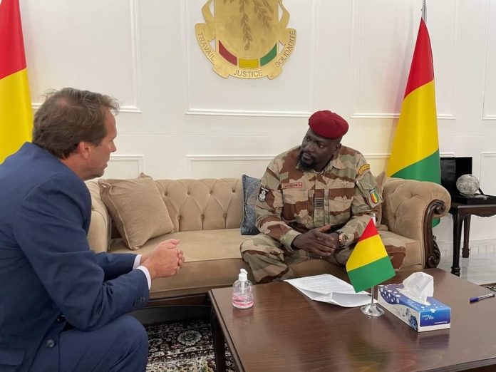 Guinée: l’ambassade des États-Unis supprime son compte à rebours