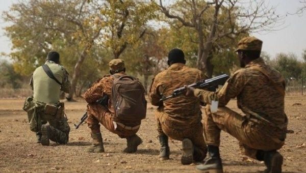 Burkina: Deux attaques en deux jours tuent 42 soldats