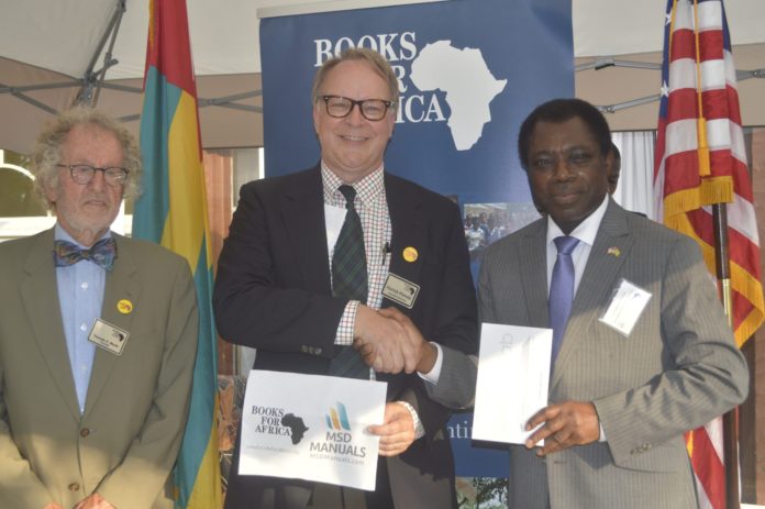 Ambassador HEGBE calls on books’ donors to do more for Africa