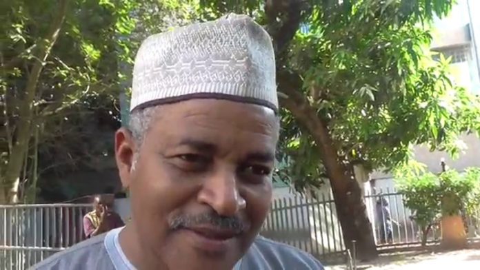 Présidentielle en Guinée: virage à 180 degrés d’un conseiller opportuniste de Sèkhoutouréya .