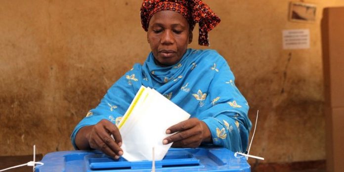 Guinée: l’opposition rejette la date du 18 octobre et demande le retrait d’Alpha Condé.