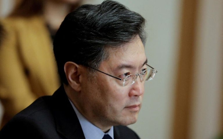 China: Foreign minister dismissed, replaced by his predecessor
