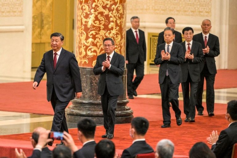 China: President Xi wins historic third term
