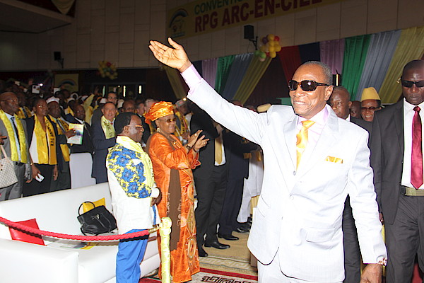 Guinée: déclaration de la mouvance présidentielle “sur les agissements du FNDC”