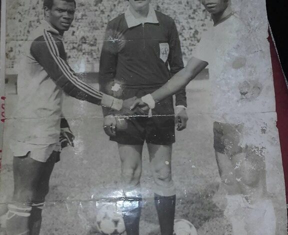 Une gloire du football guinéen Abdoulaye Banks Keita est mort
