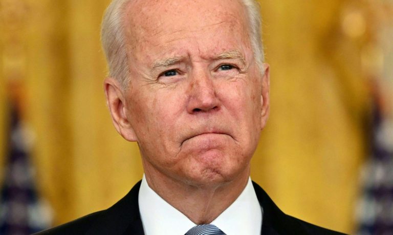 Afghanistan: Biden defends withdrawal as the Taliban advance on Kabul