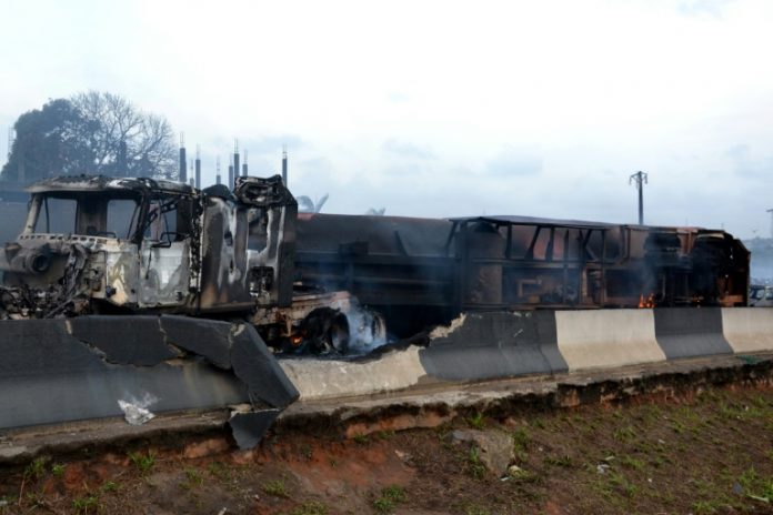 Nigeria: un camion-citerne explose, la police redoute de nombreux morts