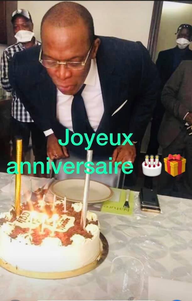 Guinée: le PM célèbre son anniversaire en pleine crise sanitaire