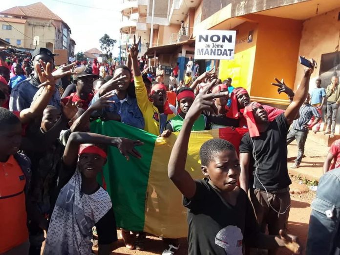 Guinée: manifestation d’envergure contre le président Alpha Condé. Des morts…