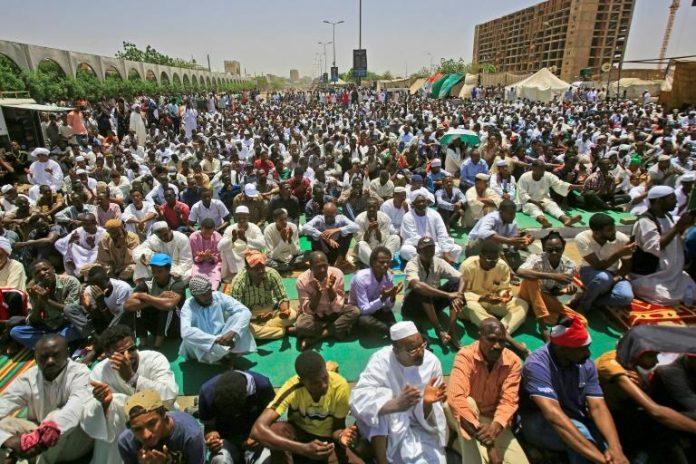 Des Soudanais déterminés à manifester même pendant le ramadan