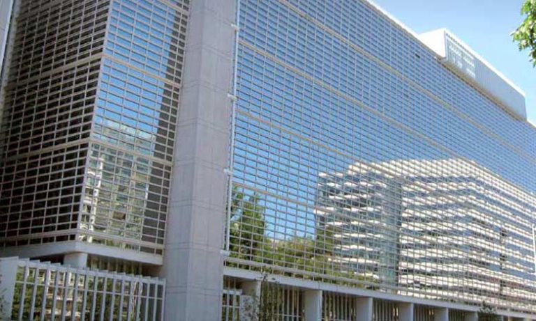 La BM relève sa prévision de croissance pour 2018
