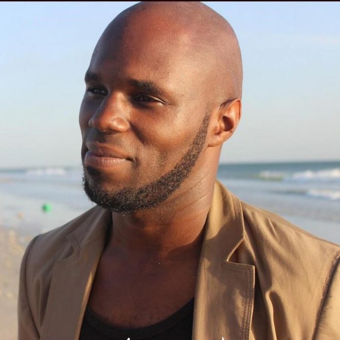 Guinée: l’activiste franco-béninois Kémi Séba refoulé
