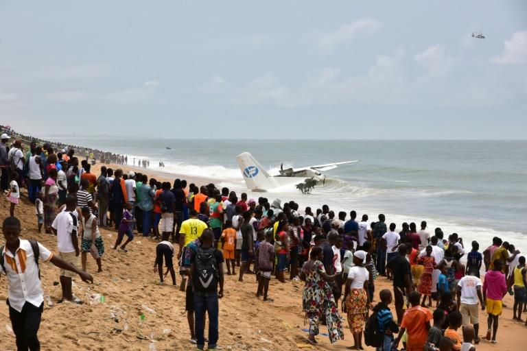 Crash d’un avion cargo à Abidjan: 4 morts