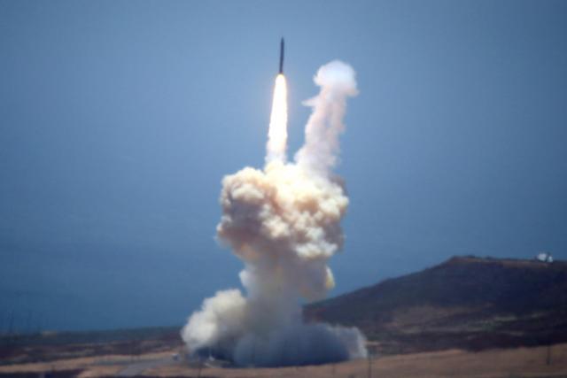 Pyongyang a tiré un missile à portée intermédiaire au-dessus du Japon