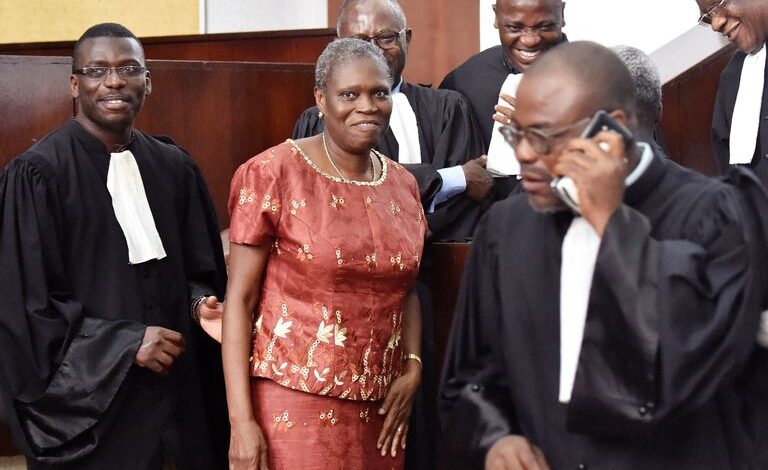 Simone Gbagbo refuse de comparaître à son procès