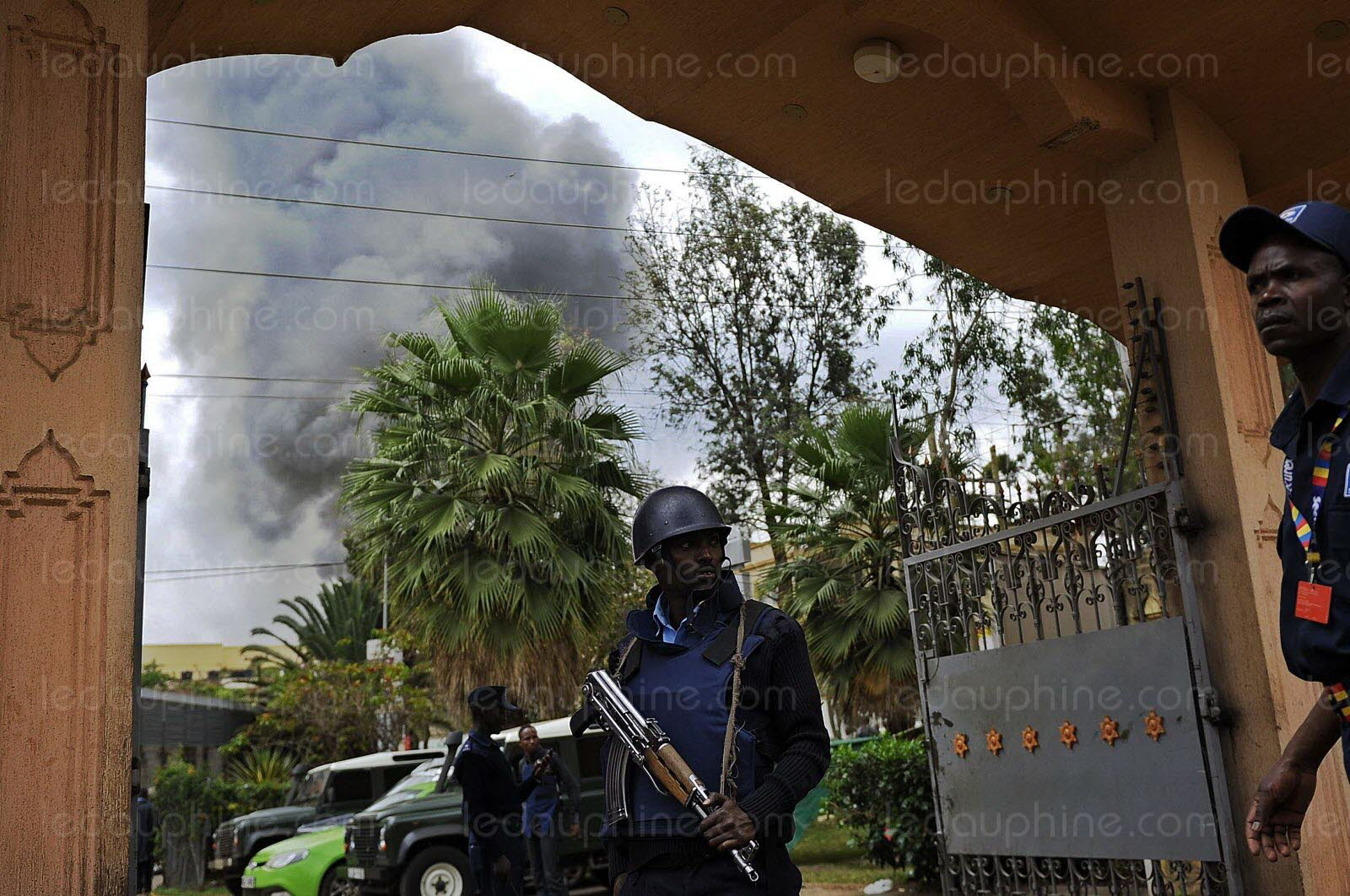 Cinq policiers kenyans tués par un engin explosif